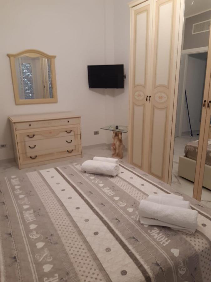 Апартаменти Mare Di Roma Лідо-ді-Остія Екстер'єр фото